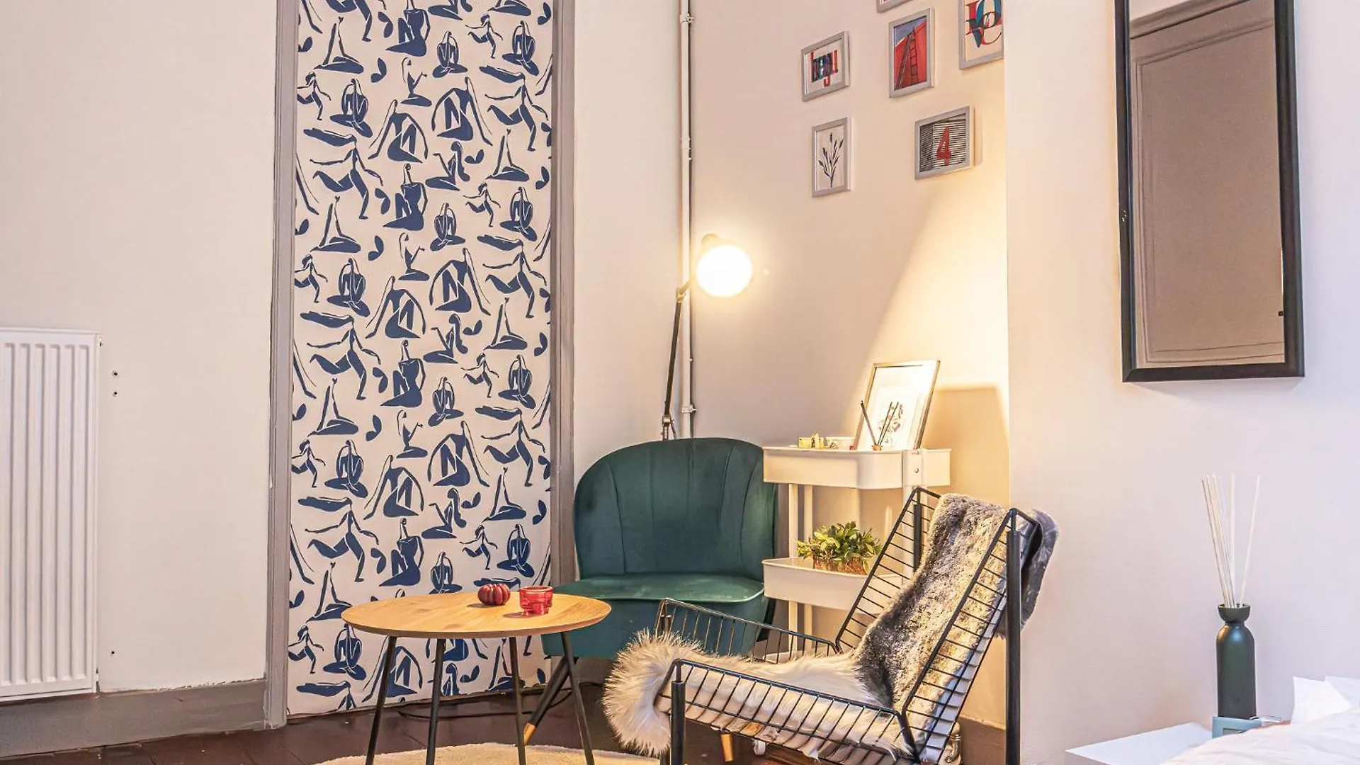 Lovely Rooms With View At Vibrant Ghent, Breezy Balcony 0*, Ghent Belgium