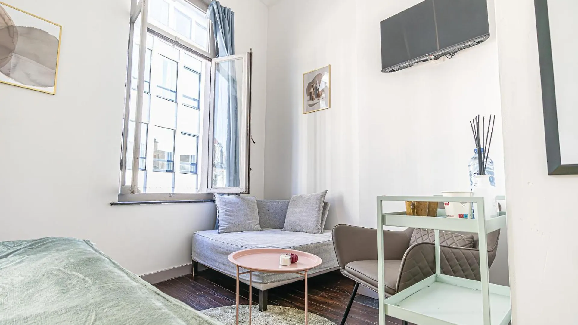 Lovely Rooms With View At Vibrant Ghent, Breezy Balcony