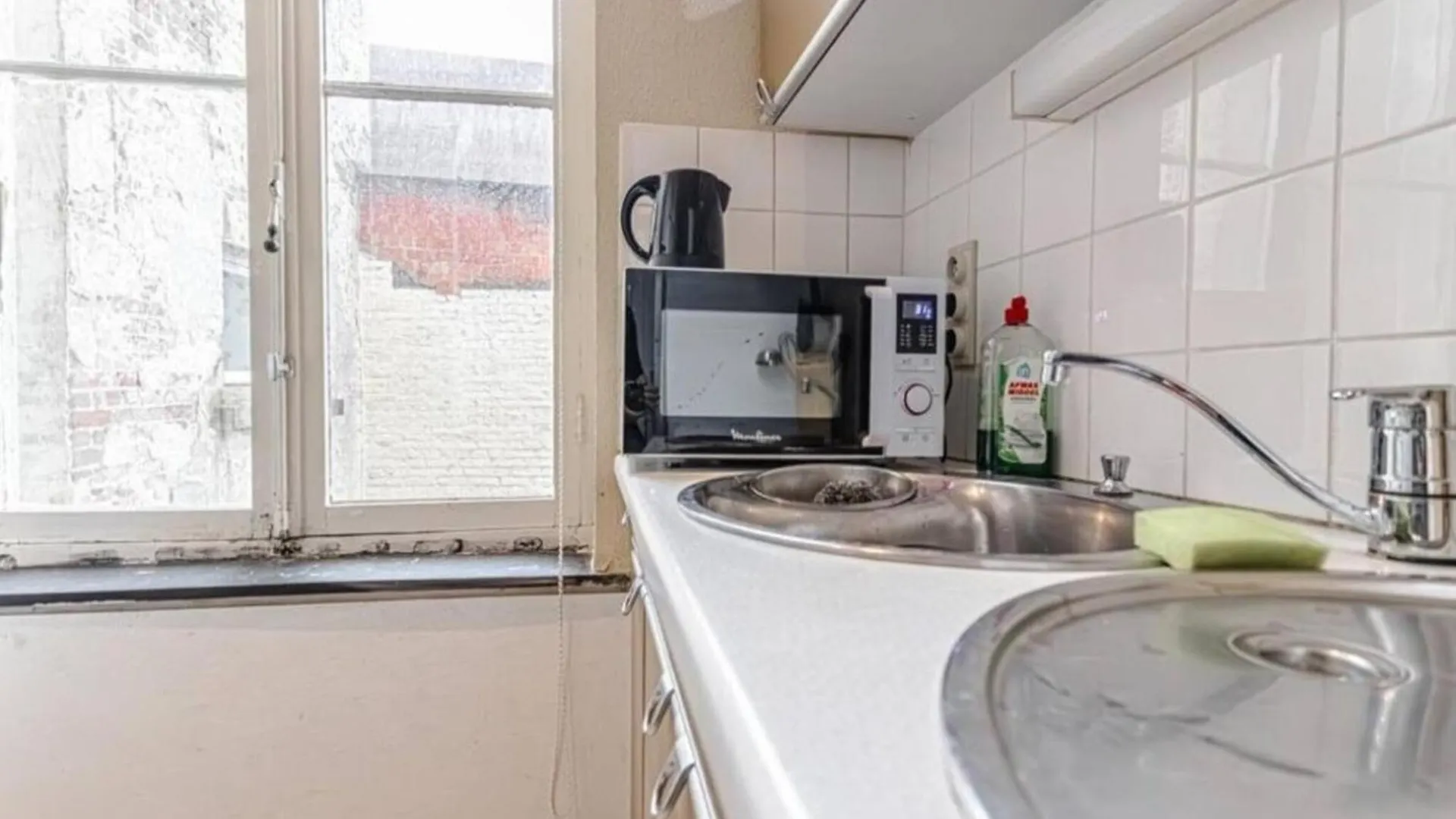 Lovely Rooms With View At Vibrant Ghent, Breezy Balcony 0*, Ghent Belgium