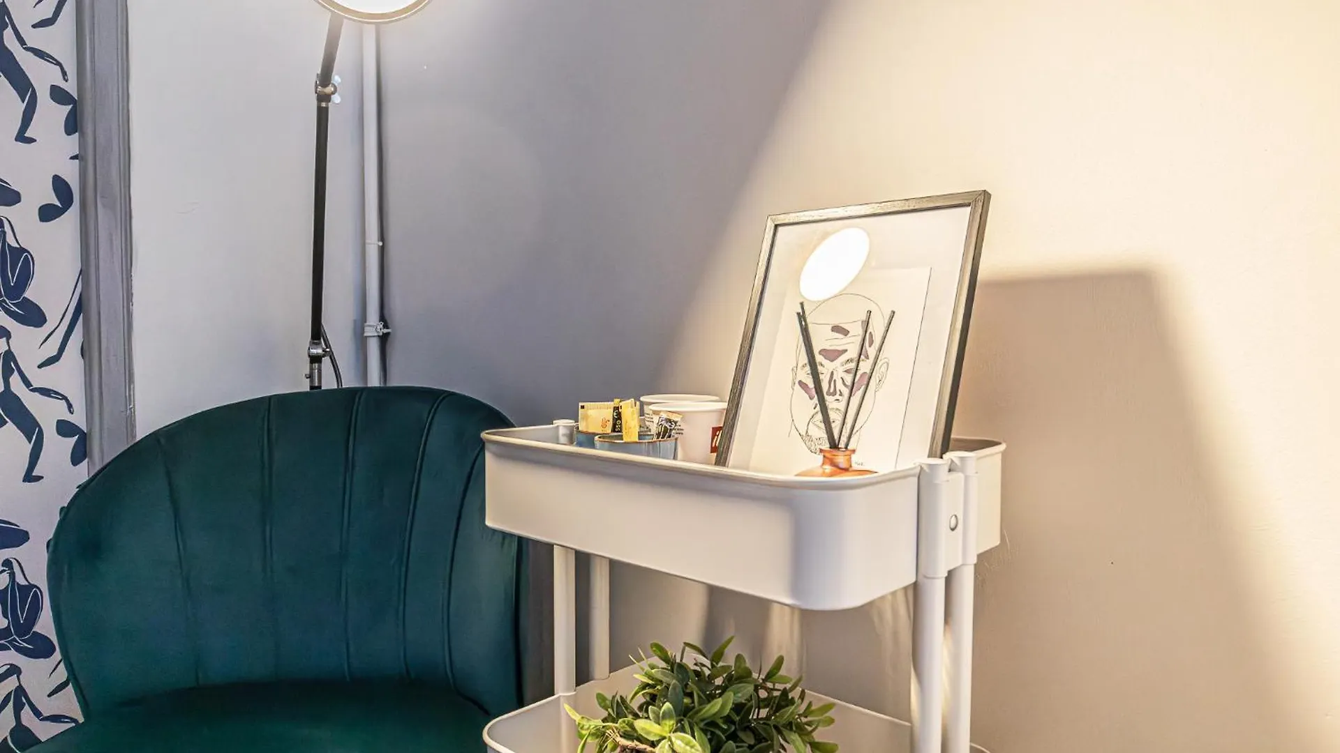 Lovely Rooms With View At Vibrant Ghent, Breezy Balcony